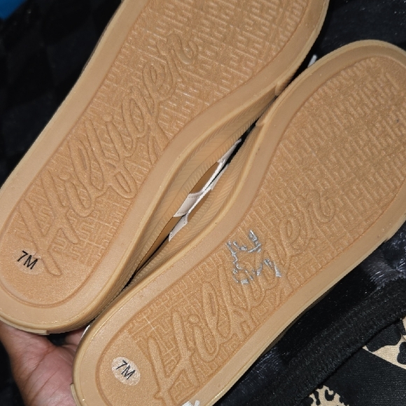 NEW Women's Tan Sneakers - Picture 6 of 12